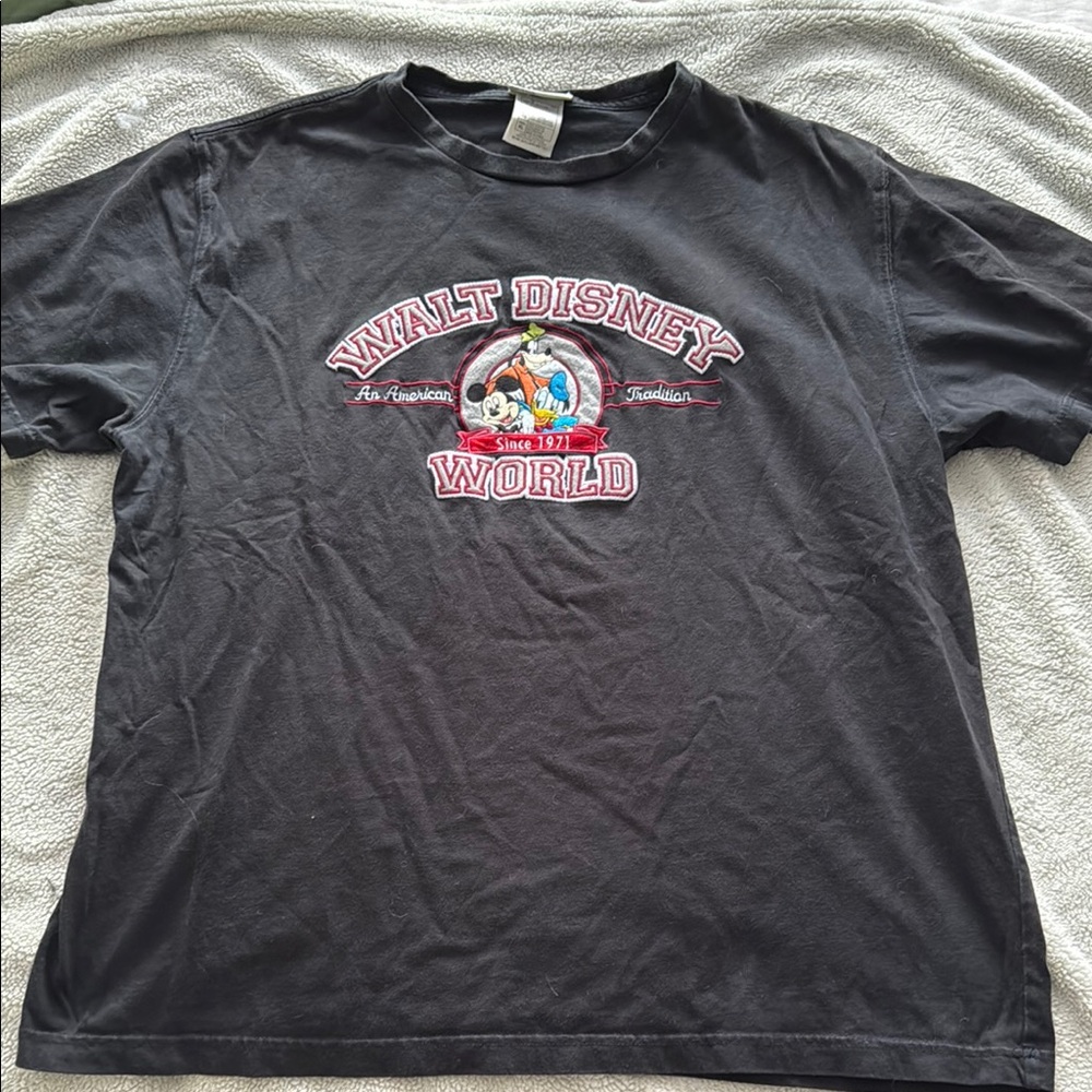 Vintage Disney Black Short Sleeve Graphic Tee